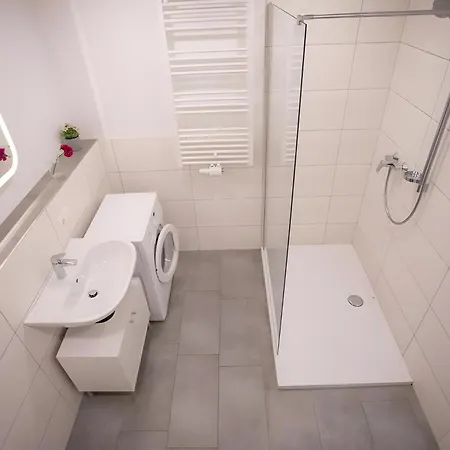 Grand Station Apartment